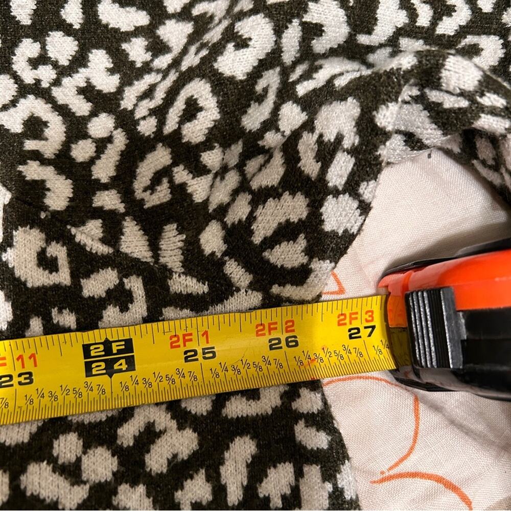 Cynthia Rowley leopard print sweater - super soft & cozy size 1X - Picture 9 of 9